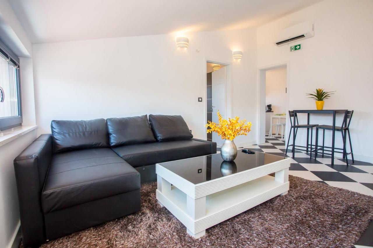 Black & White Apartment Rovinj Exterior foto